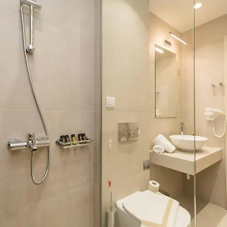 Antel & Apartment *